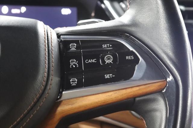 used 2022 Jeep Grand Cherokee car, priced at $39,990