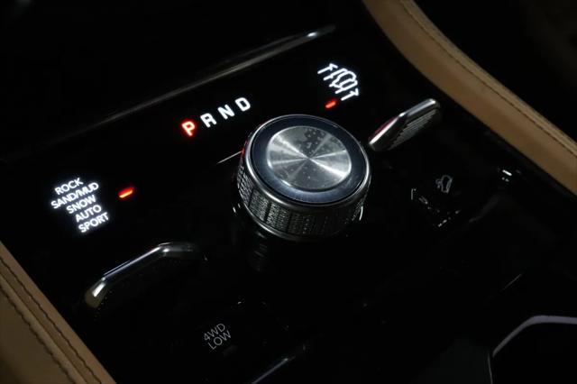 used 2022 Jeep Grand Cherokee car, priced at $39,990
