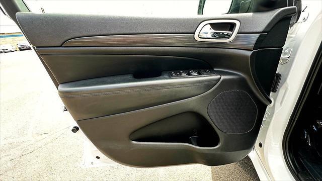 used 2021 Jeep Grand Cherokee car, priced at $23,494