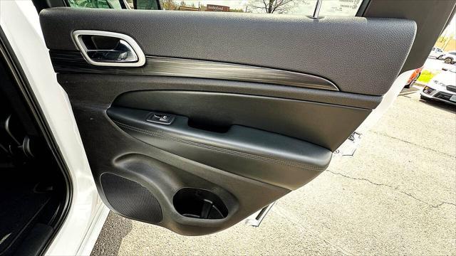 used 2021 Jeep Grand Cherokee car, priced at $23,494
