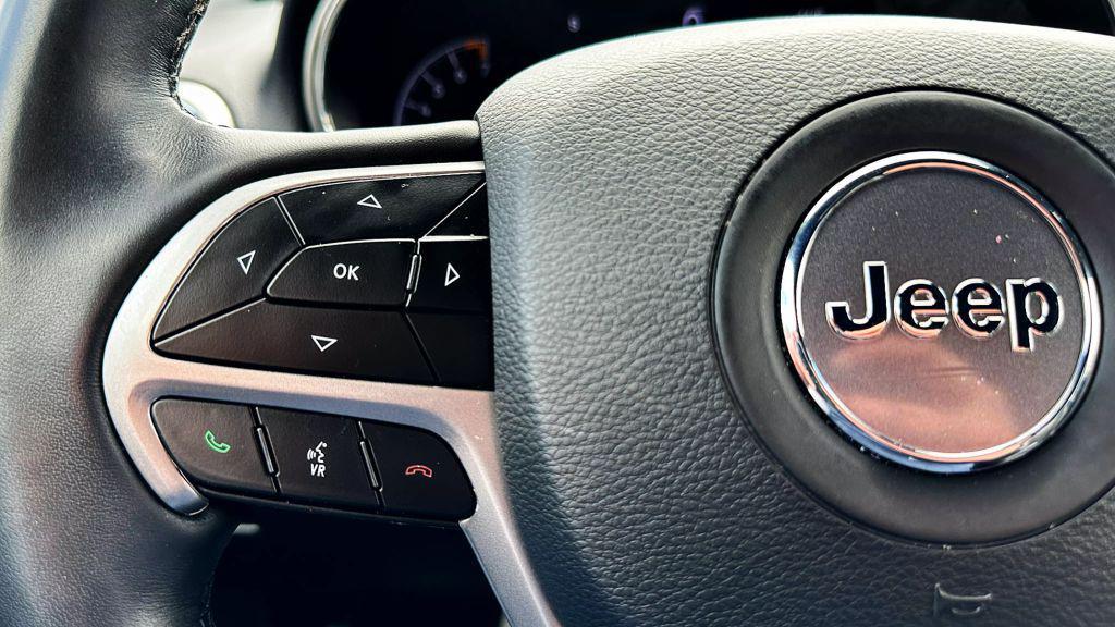 used 2022 Jeep Grand Cherokee car, priced at $20,997
