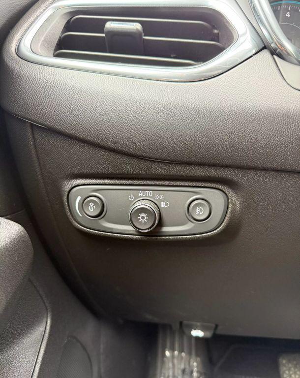 used 2020 Chevrolet Equinox car, priced at $17,994