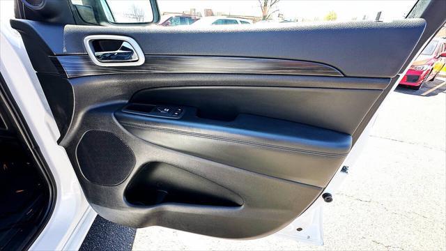 used 2022 Jeep Grand Cherokee car, priced at $23,991