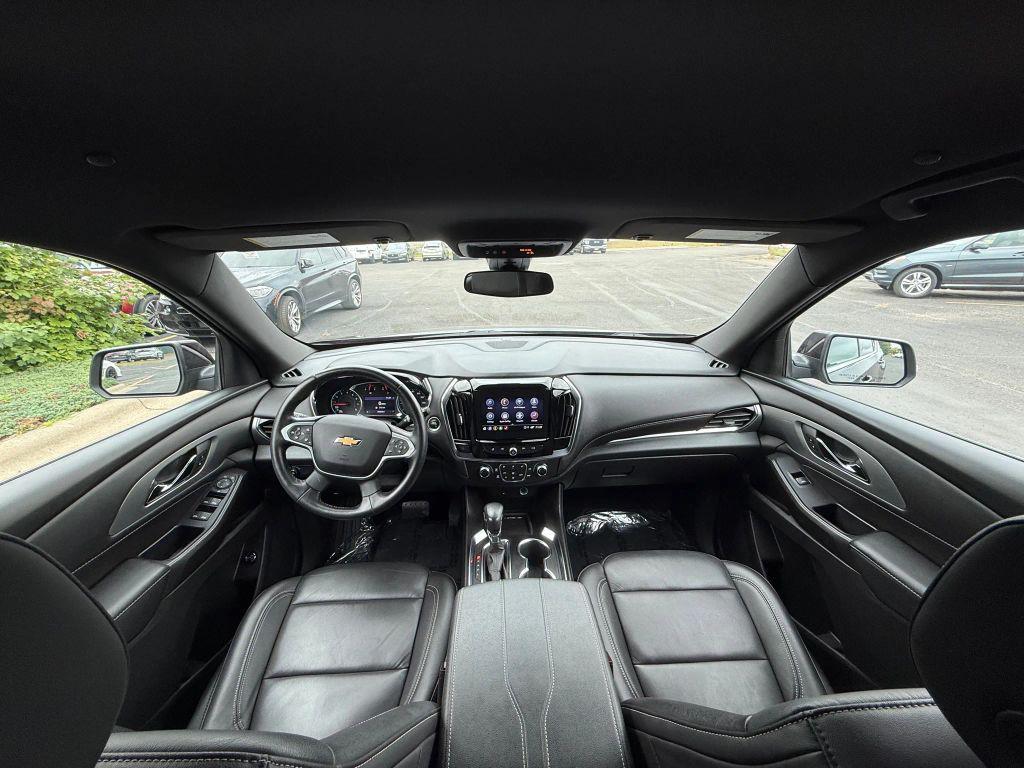used 2022 Chevrolet Traverse car, priced at $23,497