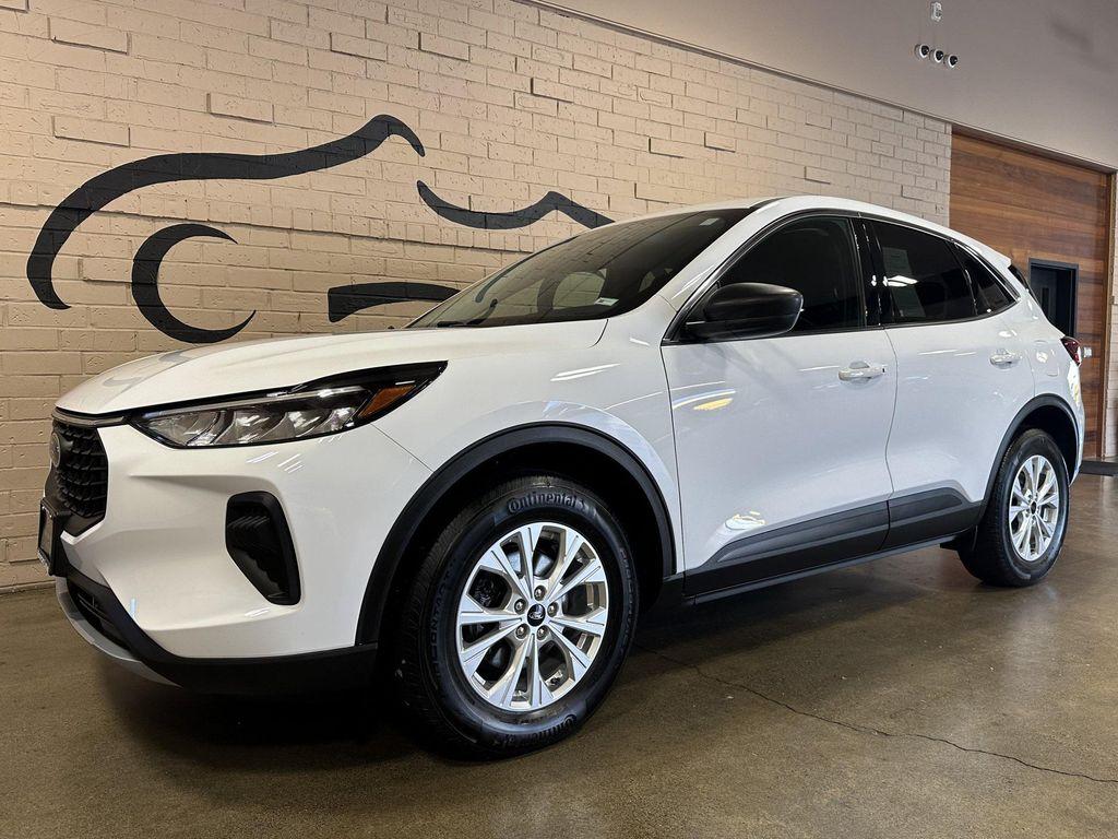used 2023 Ford Escape car, priced at $22,941