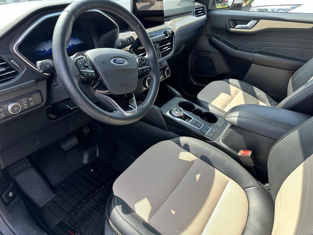 used 2022 Ford Escape car, priced at $26,577