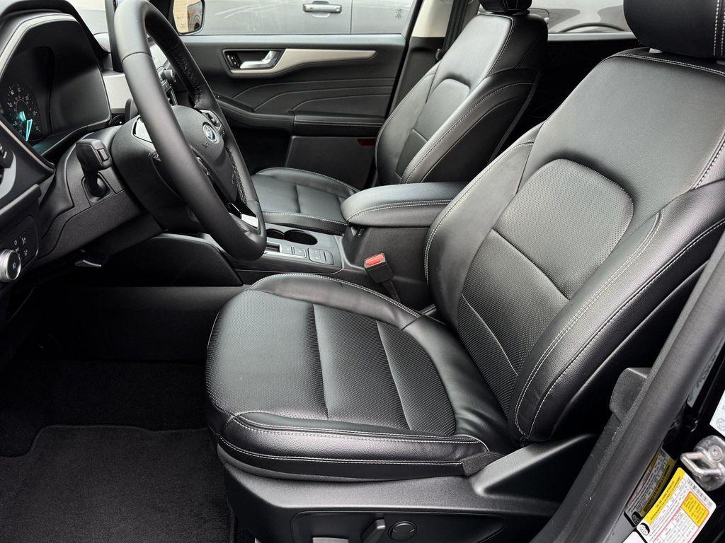 used 2022 Ford Escape car, priced at $24,179