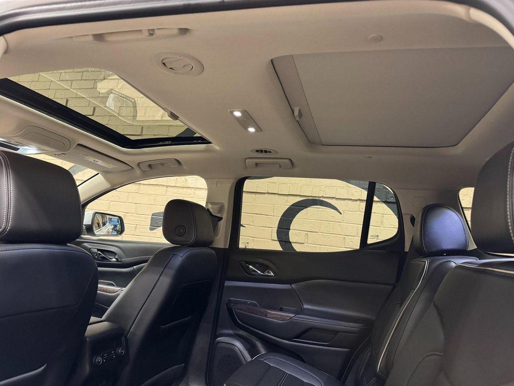 used 2022 GMC Acadia car, priced at $38,950