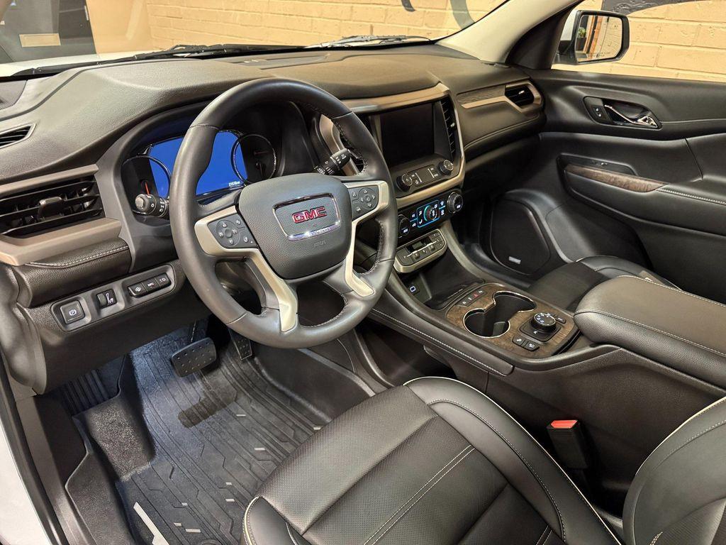 used 2022 GMC Acadia car, priced at $38,950