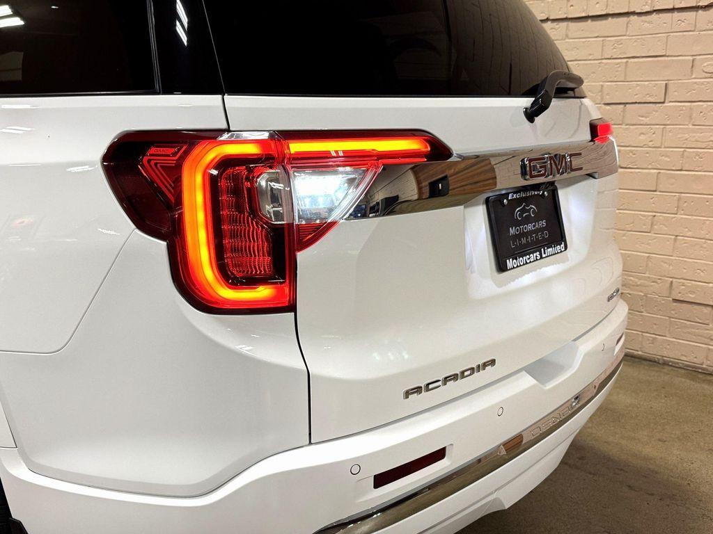 used 2022 GMC Acadia car, priced at $38,950