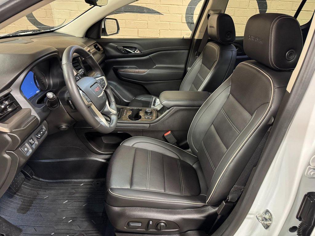 used 2022 GMC Acadia car, priced at $38,950