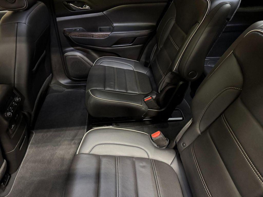 used 2022 GMC Acadia car, priced at $38,950