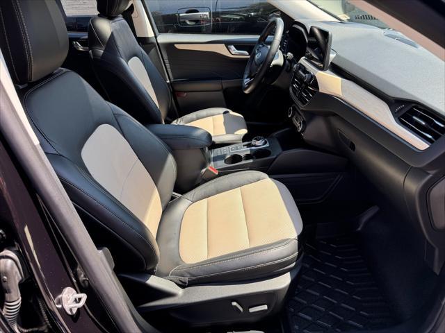 used 2022 Ford Escape car, priced at $28,239