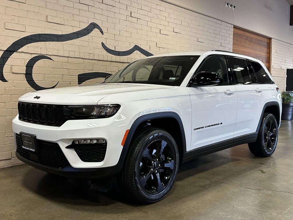 used 2023 Jeep Grand Cherokee car, priced at $38,992