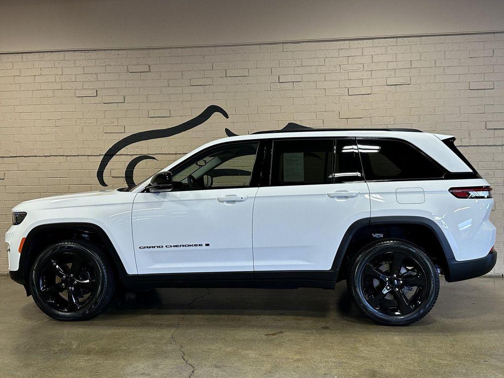 used 2023 Jeep Grand Cherokee car, priced at $38,992