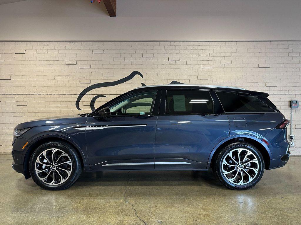 used 2024 Lincoln Nautilus car, priced at $52,723