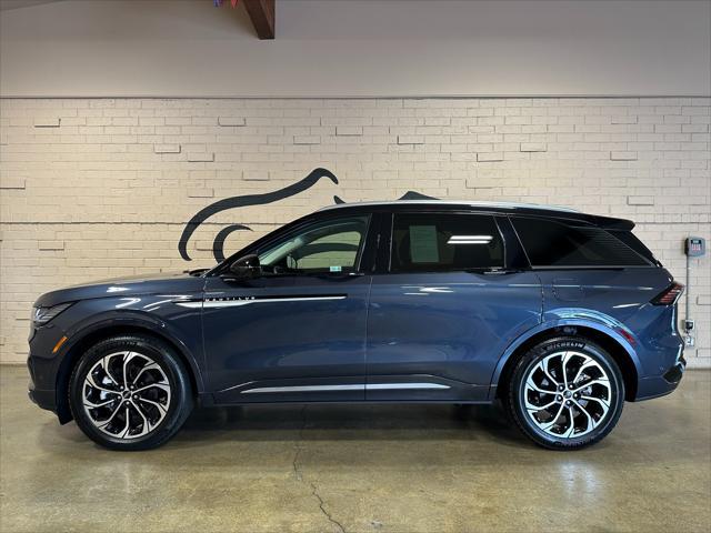 used 2024 Lincoln Nautilus car, priced at $53,950