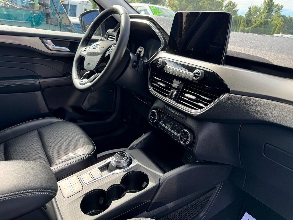 used 2021 Ford Escape car, priced at $25,678