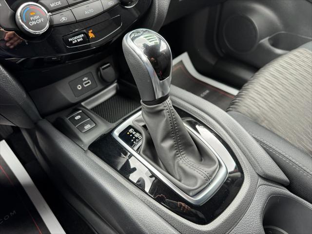 used 2019 Nissan Rogue car, priced at $23,350