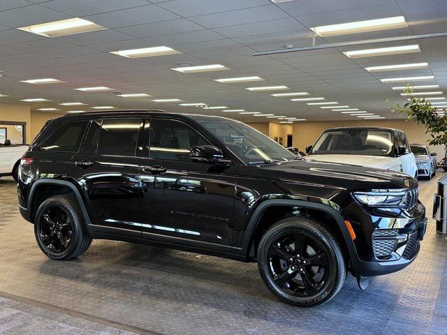 used 2023 Jeep Grand Cherokee car, priced at $39,950