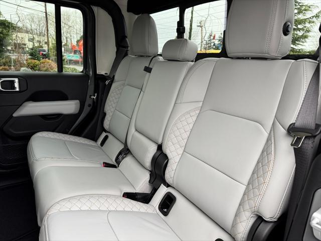 used 2023 Jeep Gladiator car, priced at $42,588