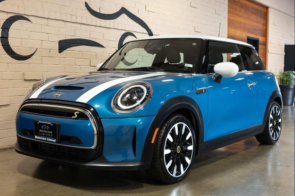 used 2023 MINI Hardtop car, priced at $23,960