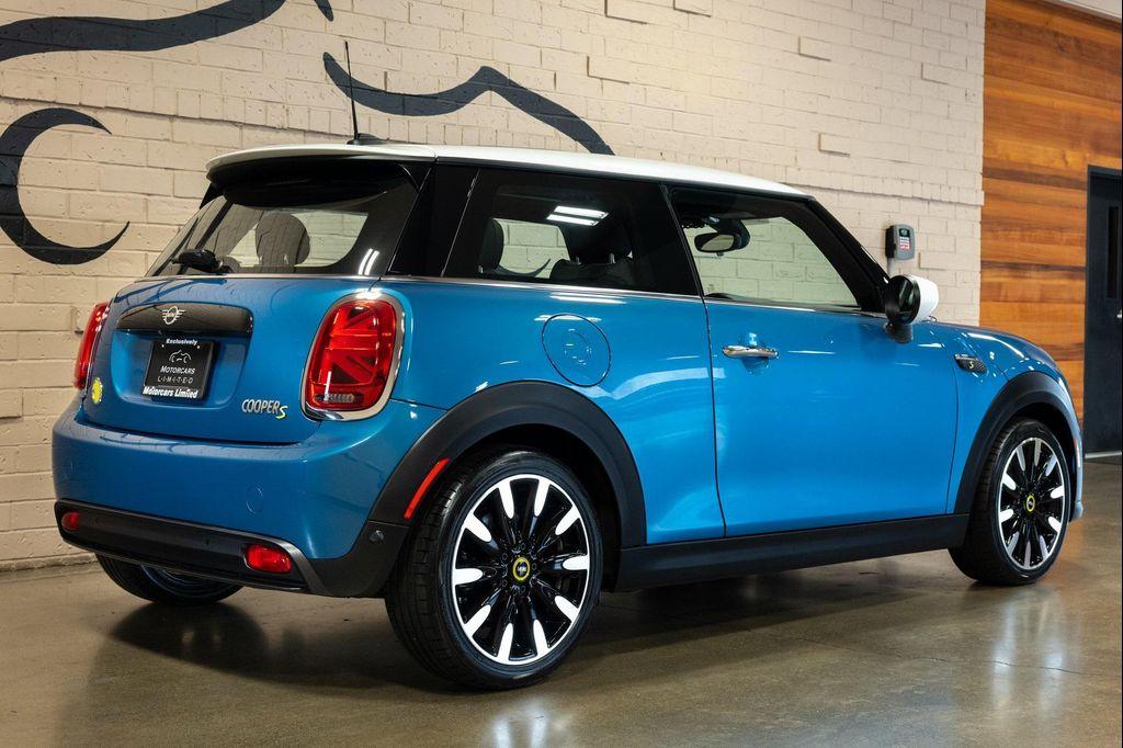 used 2023 MINI Hardtop car, priced at $23,960