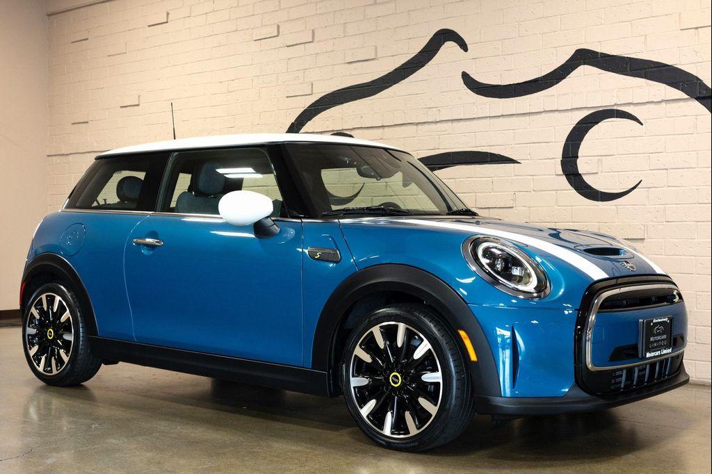 used 2023 MINI Hardtop car, priced at $23,960