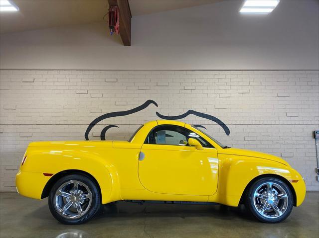 used 2004 Chevrolet SSR car, priced at $25,950