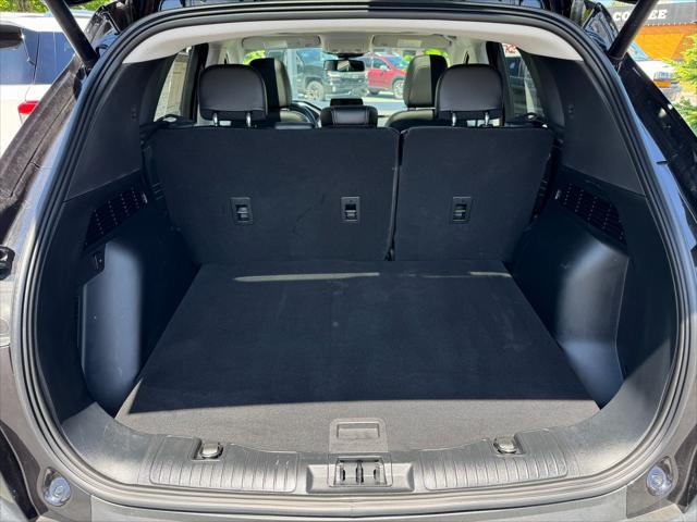 used 2022 Ford Escape car, priced at $29,403