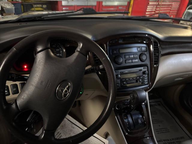 used 2003 Toyota Highlander car, priced at $5,995