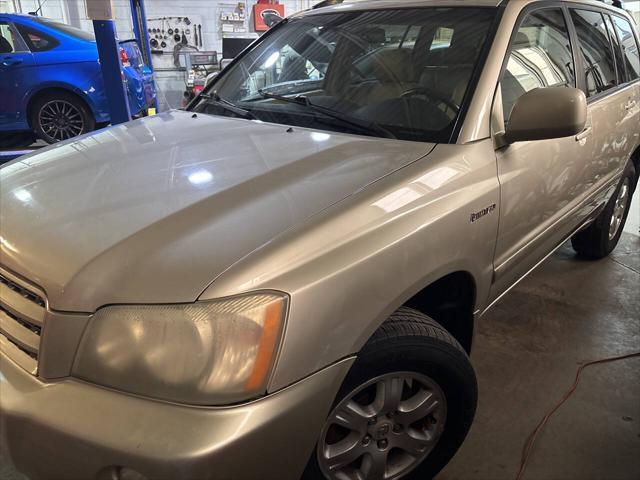 used 2003 Toyota Highlander car, priced at $5,995