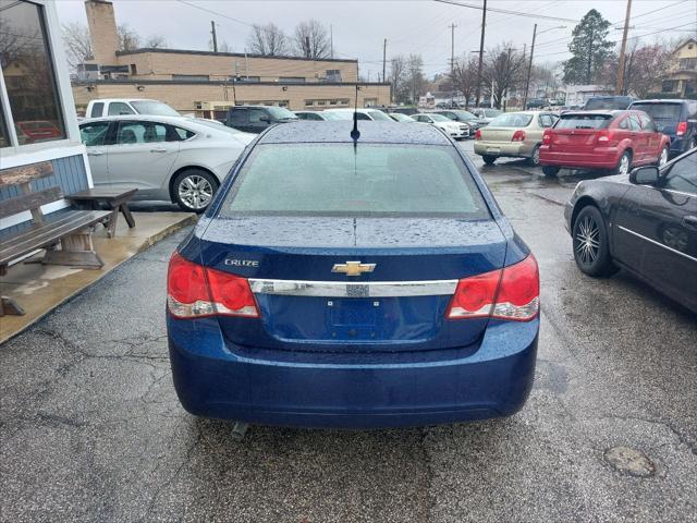 used 2013 Chevrolet Cruze car, priced at $5,900