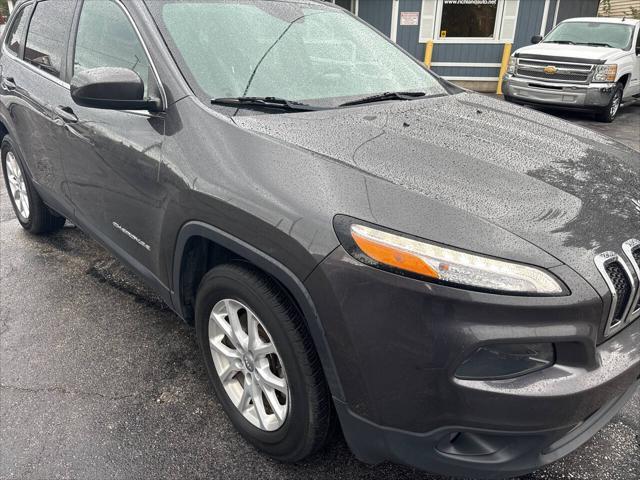 used 2015 Jeep Cherokee car, priced at $8,995