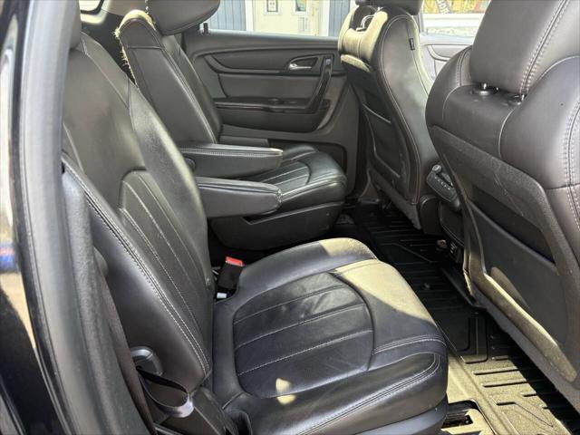 used 2015 Chevrolet Traverse car, priced at $11,999