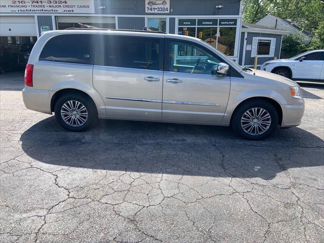 used 2014 Chrysler Town & Country car, priced at $7,900