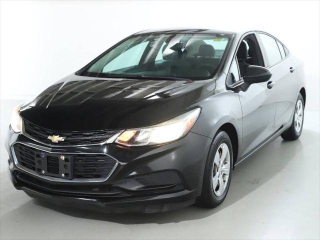 used 2017 Chevrolet Cruze car, priced at $5,495