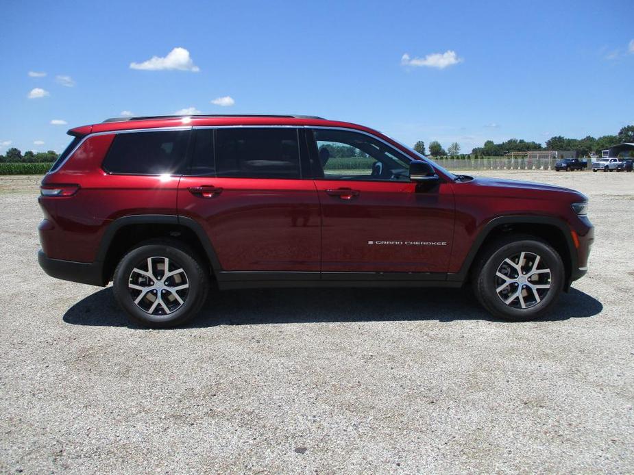 new 2024 Jeep Grand Cherokee L car, priced at $52,295