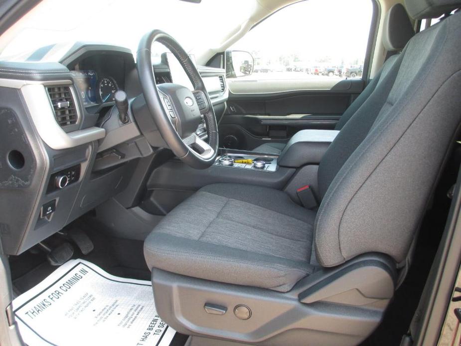 used 2023 Ford Expedition car, priced at $54,998