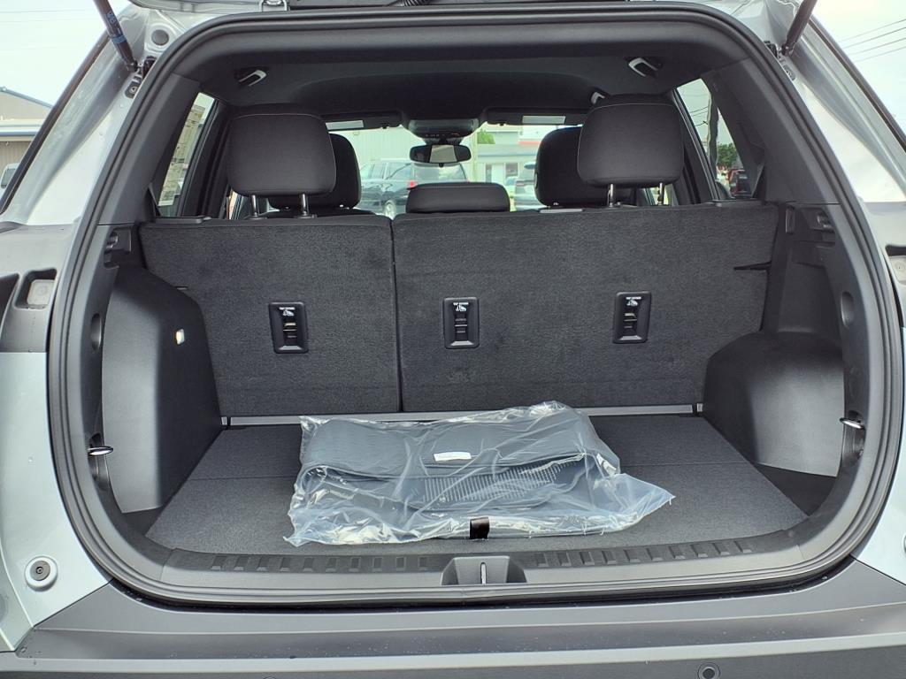 new 2026 Chevrolet Equinox car, priced at $32,260