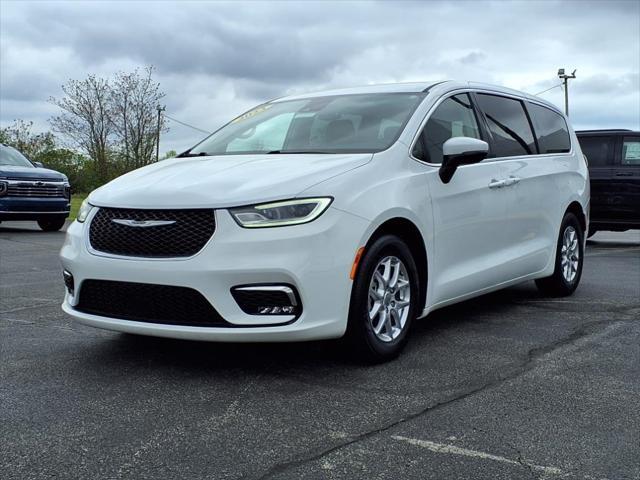 used 2023 Chrysler Pacifica car, priced at $26,998