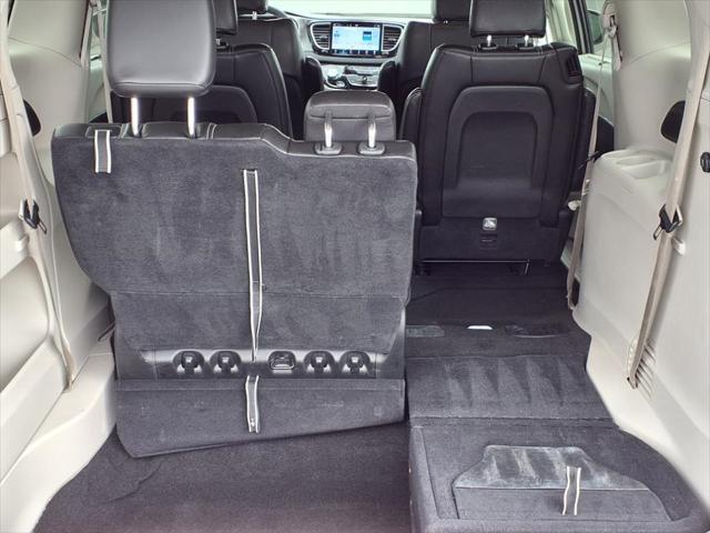 used 2023 Chrysler Pacifica car, priced at $26,998