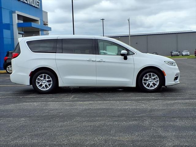 used 2023 Chrysler Pacifica car, priced at $26,998