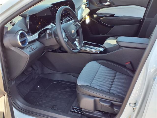 new 2025 Chevrolet Trax car, priced at $24,840