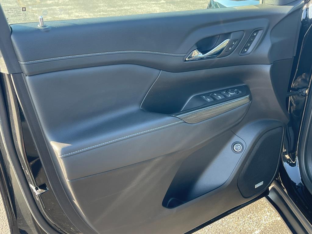 used 2023 GMC Acadia car, priced at $30,998