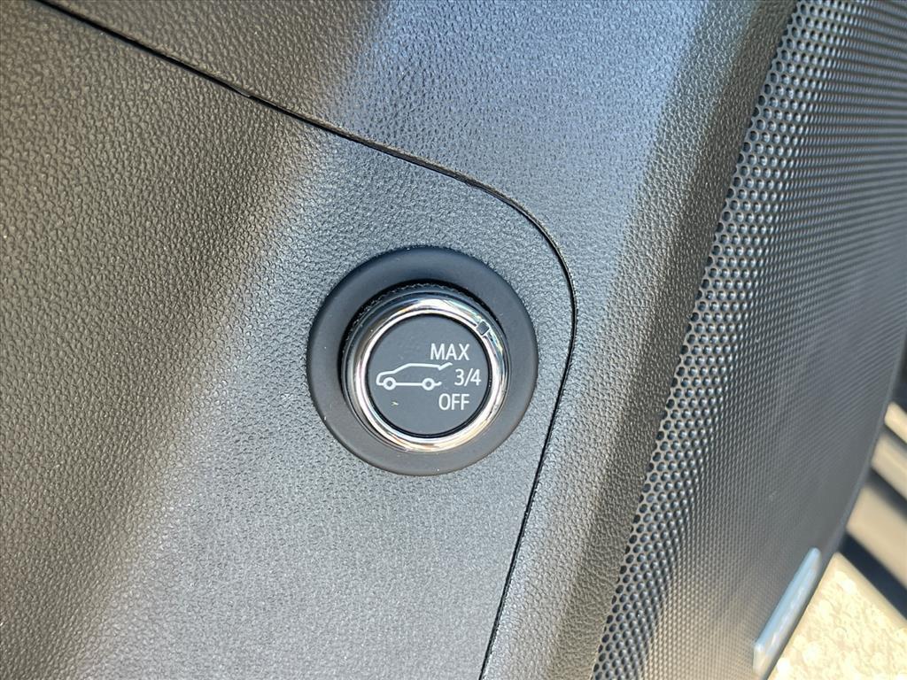 used 2023 GMC Acadia car, priced at $30,998