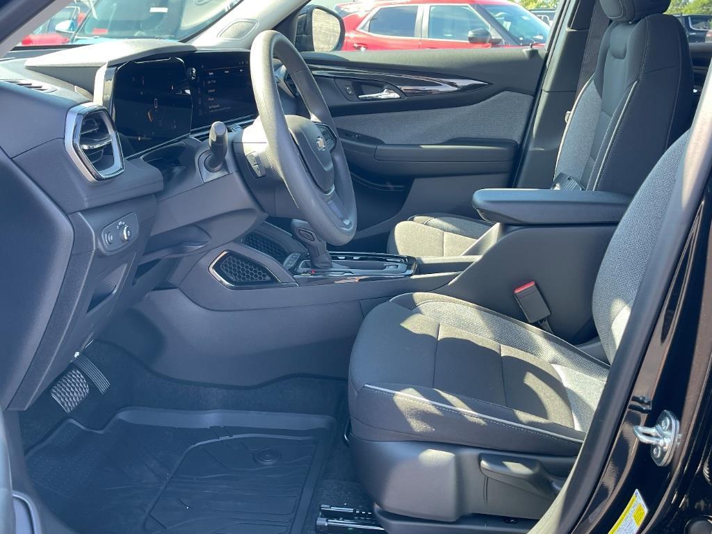 new 2026 Chevrolet TrailBlazer car, priced at $27,050