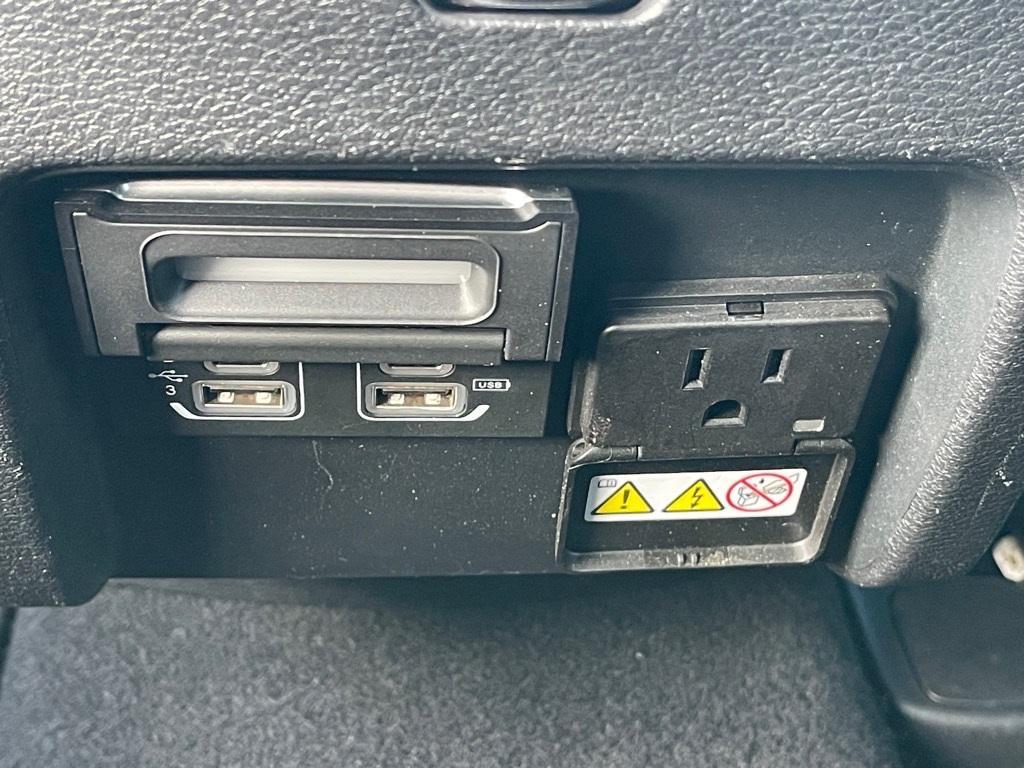 used 2020 Jeep Cherokee car, priced at $19,595