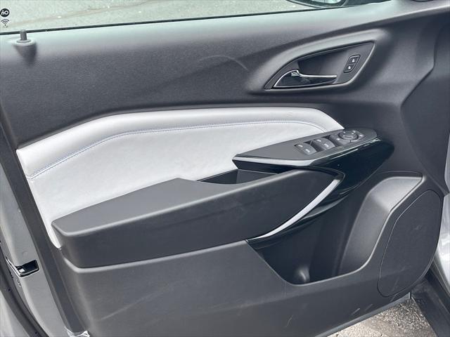new 2025 Chevrolet Trax car, priced at $25,635