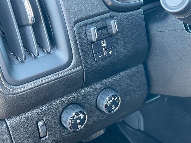 used 2019 GMC Canyon car, priced at $24,995